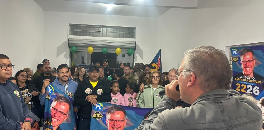 Delegado Antonio Furtado inaugura comitê em Pinheiral 